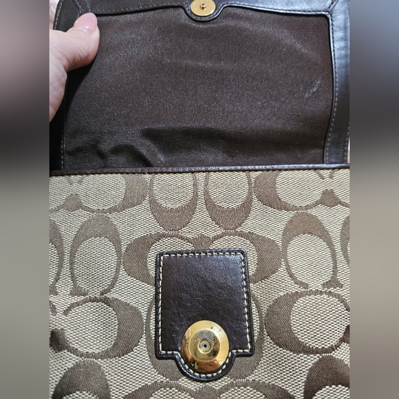 Coach Vintage Signature Canvas Flap Wristlet Khaki Brown Brass HW - Picture 2 of 12